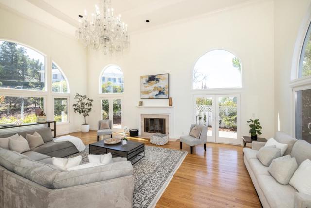 75 Eugenia Way, Hillsborough CA: https://media.crmls.org/mediaz/8a1a7980-a2b5-4133-b2f5-4b8cc6166ba8.jpg