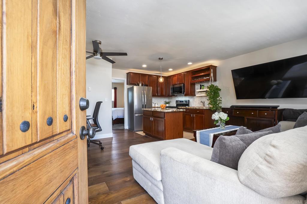 4054 Florida Street - photo 3