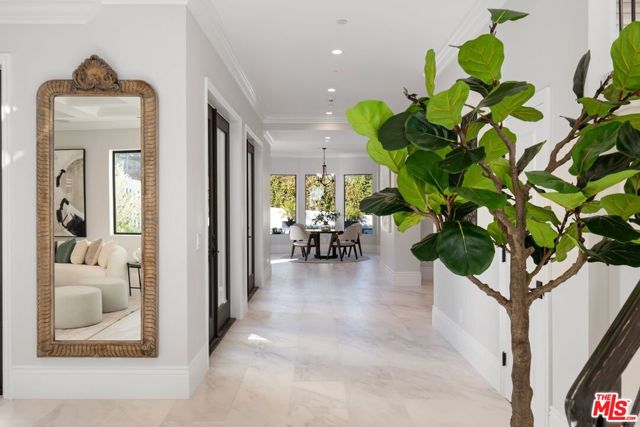 4351 Vanalden Avenue, Tarzana CA: https://media.crmls.org/mediaz/8a1ad029-00a6-4fe7-be42-598b30aa4907.jpg