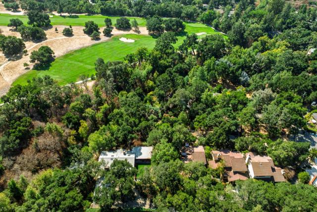 25 Stowe Lane, Menlo Park CA: https://media.crmls.org/mediaz/8a1b1050-bc46-42ac-b025-fc8a2f82e865.jpg