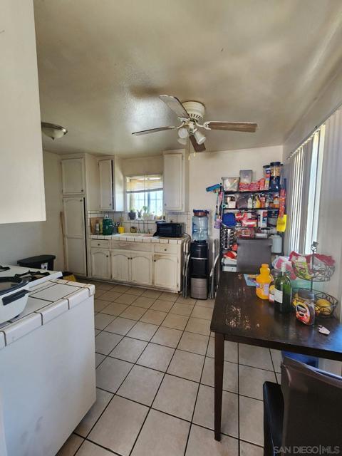 4129 Chamoune, San Diego, California 92105, ,Multi-Family,For Sale,Chamoune,250001262SD