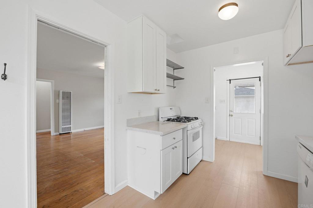 1819 Tremont Street - photo 12
