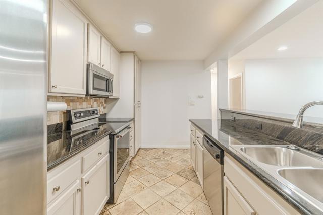 Detail Gallery Image 13 of 55 For 9860 Dale Ave #D10,  Spring Valley,  CA 91977 - 1 Beds | 1 Baths