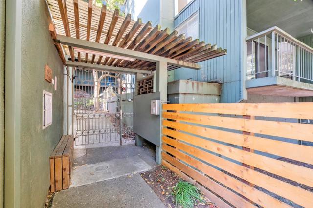 2700 Le Conte Avenue, Berkeley CA: https://media.crmls.org/mediaz/8a1cfe34-ddd4-4b08-b415-fbf87a09dd42.jpg