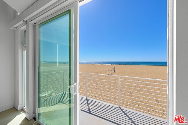 4403 Ocean Front Walk, 205 photo 9