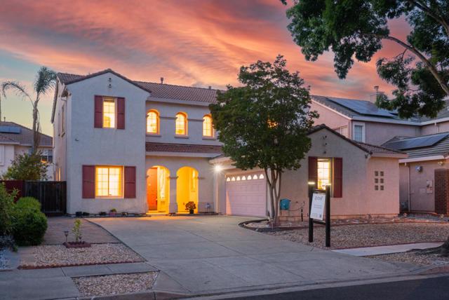 336 Arrowhead Way, Hayward CA: https://media.crmls.org/mediaz/8a1d9d2e-592c-4c61-9c8f-eef550ec302f.jpg