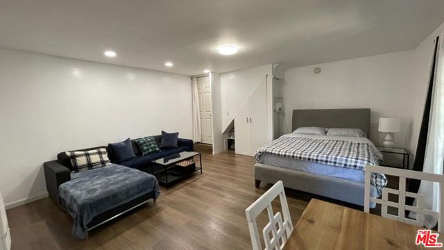 29160 Arrowhead Drive, Cedar Glen CA: https://media.crmls.org/mediaz/8a1da542-4f27-46d7-9c2e-7138fe58f054.jpg