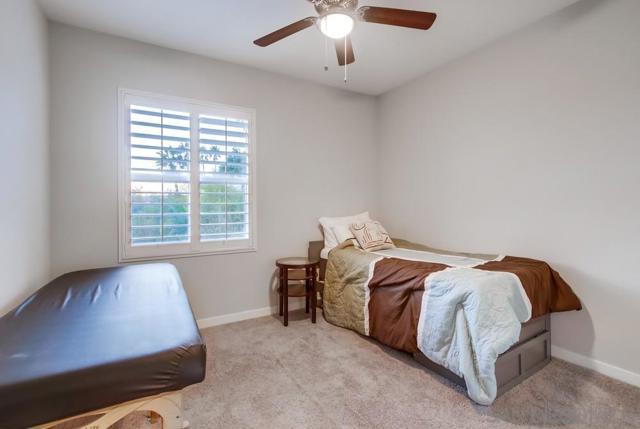 Image 48 of 75 For 9221 Helix Mesa Way