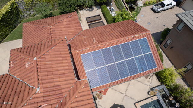 2330 Crystal Lane, Pasadena CA: https://media.crmls.org/mediaz/8a1f1991-baa8-4a7a-ab08-e786b0c499f0.jpg