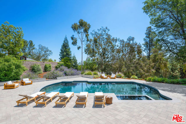 24884 Jim Bridger Road, Hidden Hills CA: https://media.crmls.org/mediaz/8a1f946e-7013-4e5c-a0ca-54fd64dd7df5.jpg