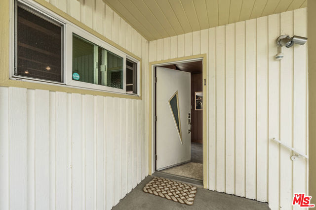 622 Esplanade, Redondo Beach CA: https://media.crmls.org/mediaz/8a20fdb8-967b-4b0f-85ab-e237dc25e197.jpg