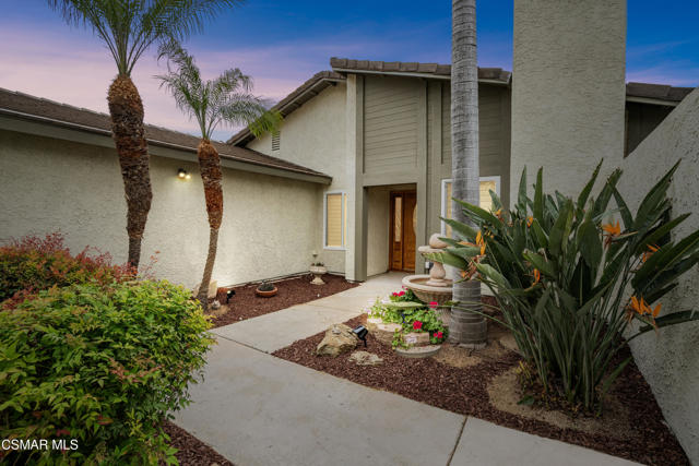 2152 Coalfax Court, Thousand Oaks CA: https://media.crmls.org/mediaz/8a226225-2203-43c6-b183-830c96446d56.jpg