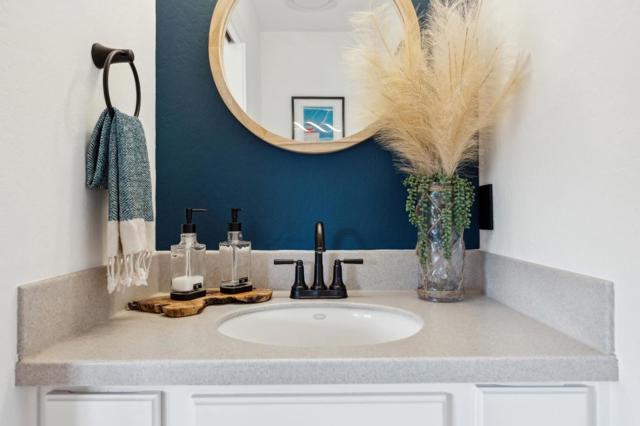 624 Terrace Avenue, Half Moon Bay CA: https://media.crmls.org/mediaz/8a22b098-1a8c-4635-ac00-69a124ccf67a.jpg