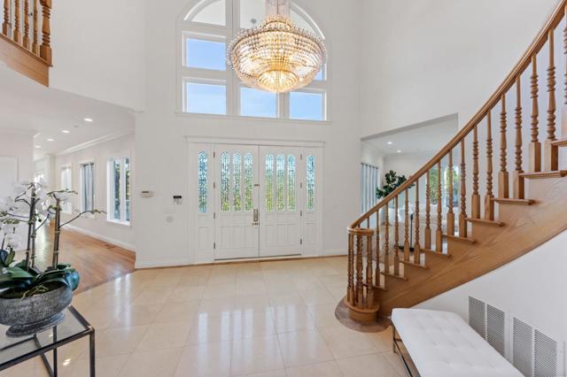 2496 Butternut Drive, Hillsborough CA: https://media.crmls.org/mediaz/8a238309-9f18-4ea0-97f7-556b14aec053.jpg