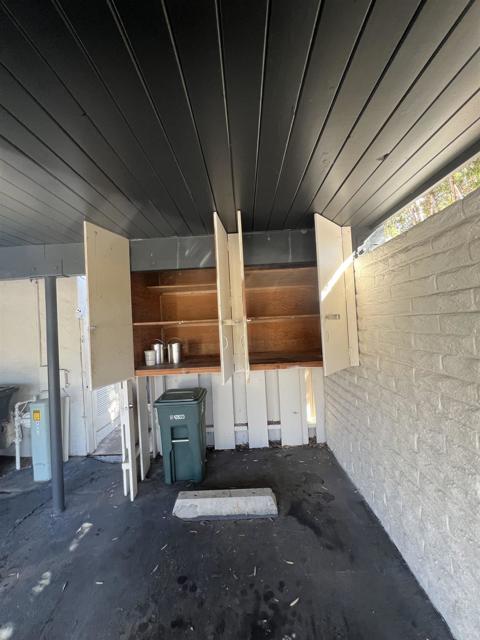 Detail Gallery Image 10 of 16 For 4241 Loma Riviera Ln, San Diego,  CA 92110 - 3 Beds | 2 Baths