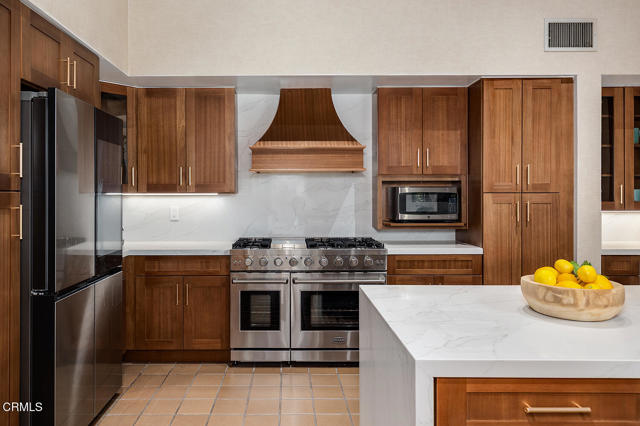 Detail Gallery Image 16 of 62 For 140 Belday Rd, Pasadena,  CA 91105 - 5 Beds | 4/1 Baths