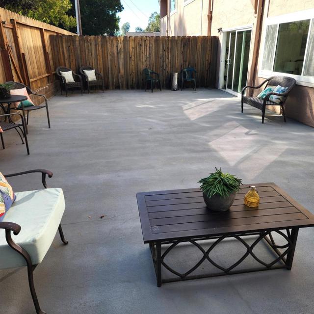 1500 Broadway, Burlingame CA: https://media.crmls.org/mediaz/8a240e52-ce1a-4760-aca1-b984452b5d99.jpg