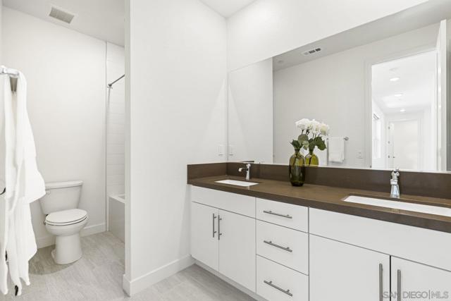 6513 Fischer Way, San Diego CA: https://media.crmls.org/mediaz/8a24228d-55e6-448f-9ef0-256d47cbff38.jpg