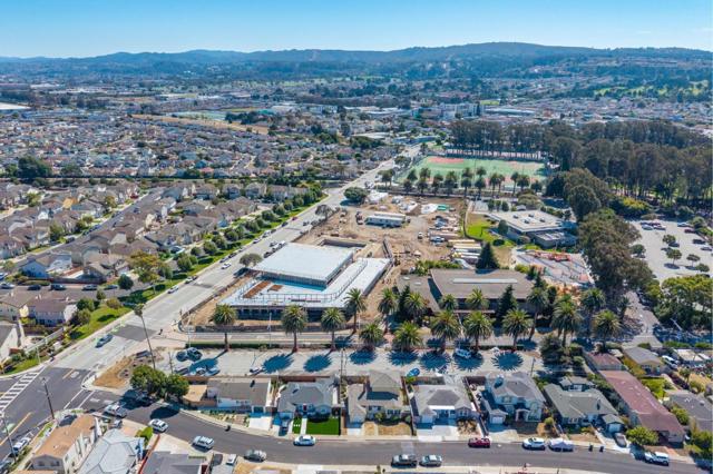 719 Circle Court, South San Francisco CA: https://media.crmls.org/mediaz/8a251e38-ddeb-430b-819a-e61dda5a5bff.jpg