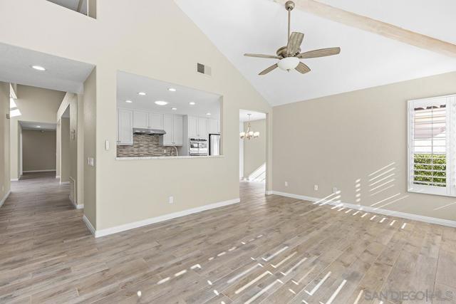 12071 Caminito Corriente, San Diego CA: https://media.crmls.org/mediaz/8a25b18d-a770-4494-8d61-80bc82e0d545.jpg