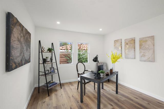 3710 Milan Street, Point Loma CA: https://media.crmls.org/mediaz/8a26bd72-da2c-4c60-a996-149d0ec96f93.jpg