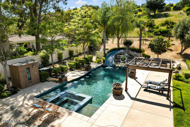 5715 Calais Court, Calabasas CA: https://media.crmls.org/mediaz/8a271e1b-a77e-4a93-9c2d-5d394d185a8e.jpg