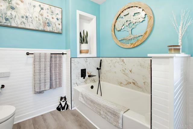 Detail Gallery Image 13 of 39 For 7008 San Bartolo St, Carlsbad,  CA 92011 - 2 Beds | 2 Baths