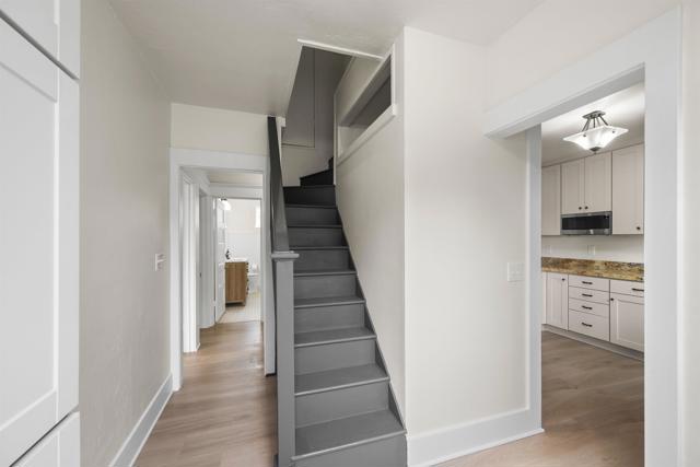 Detail Gallery Image 21 of 51 For 311 B Ave, Coronado,  CA 92118 - 3 Beds | 2 Baths
