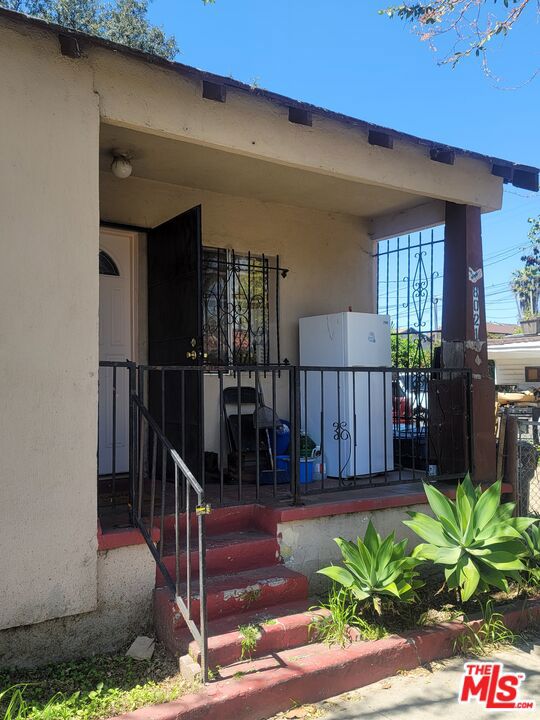 Image 3 for 8021 Towne Ave, Los Angeles, CA 90003