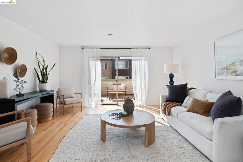 3161 Birmingham Dr #209