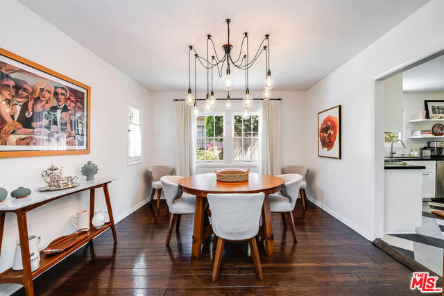 4150 Elmer Avenue, Studio City CA: https://media.crmls.org/mediaz/8a28d910-da82-4cb0-baa0-43b02a070a5f.jpg