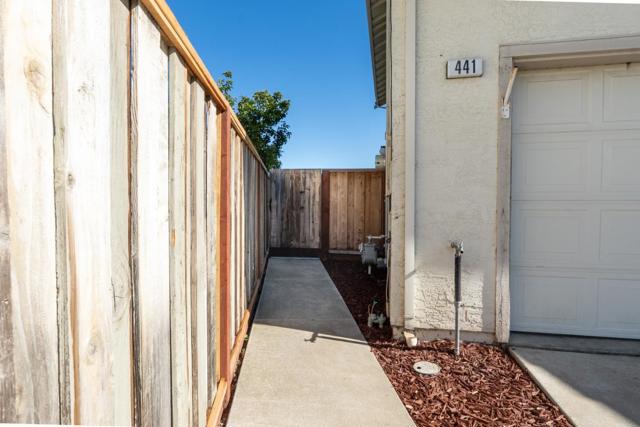 441 Adrian Court, Hollister CA: https://media.crmls.org/mediaz/8a2978f8-c3e2-48b7-bfa8-2074feca4f29.jpg