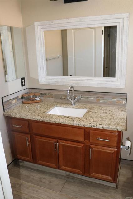 Detail Gallery Image 12 of 17 For 766 Conlon Dr, Hemet,  CA 92545 - 4 Beds | 4 Baths