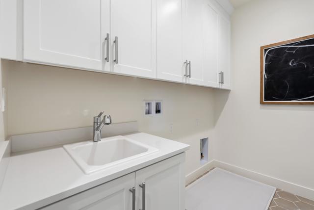 948 Visalia Pl, San Marcos CA: https://media.crmls.org/mediaz/8a2abbd7-1c5e-4dbf-b862-242c0e8c3bf0.jpg