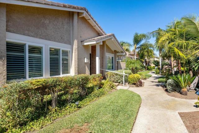 Detail Gallery Image 3 of 24 For 17544 Ashburton Rd, Rancho Bernardo (San Diego),  CA 92128 - 2 Beds | 2 Baths