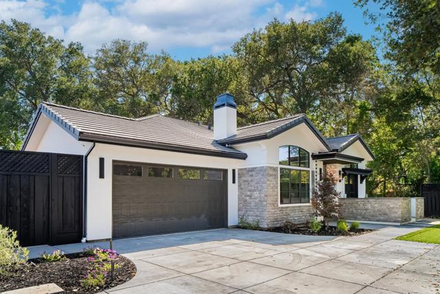 1068 Riverside Drive, Los Altos CA: https://media.crmls.org/mediaz/8a2b53df-acb3-4e53-b596-ce2db1002798.jpg