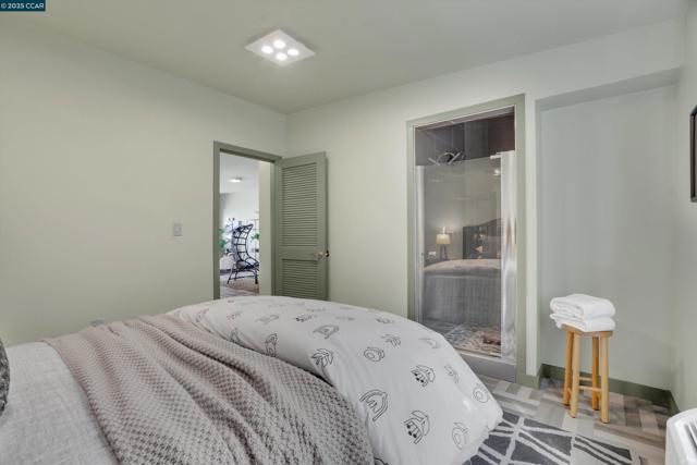 640 State Highway 12, Rio Vista CA: https://media.crmls.org/mediaz/8a2be0db-c5df-4796-8a22-64fa90c76e36.jpg