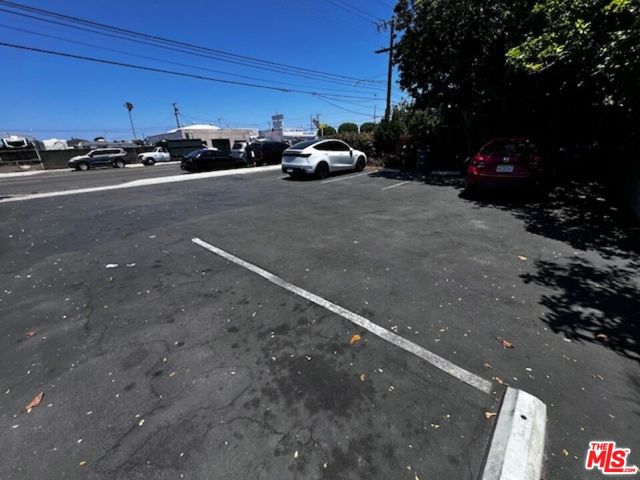 1838 Marine Avenue, Gardena CA: https://media.crmls.org/mediaz/8a2cd904-3bcd-43e6-a85b-46f1038c7ece.jpg