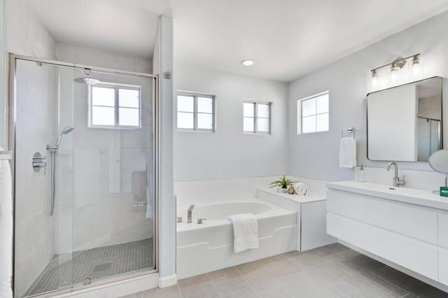 2153 Esperanca Avenue, Santa Clara CA: https://media.crmls.org/mediaz/8a2d6713-b1cb-40fd-88d6-8dcd2c61345d.jpg