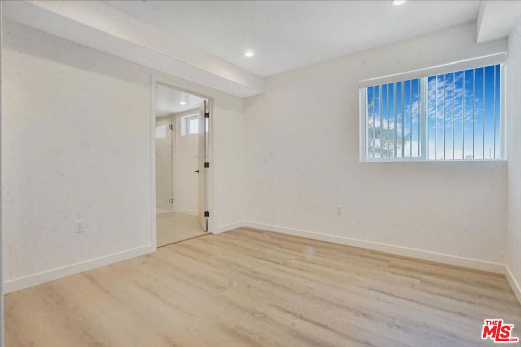 MLS #26864753 image #23