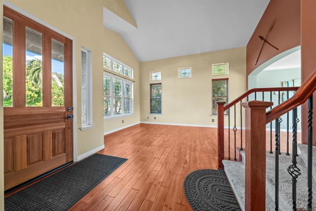 1033 Goldeneye, Carlsbad CA: https://media.crmls.org/mediaz/8a2e0baa-d856-48e4-92e4-d6f605d1aad9.jpg