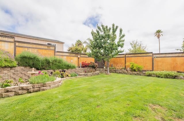 260 Paul Avenue, Salinas CA: https://media.crmls.org/mediaz/8a2e1df0-8060-480c-8a20-d0ad4486e7c9.jpg