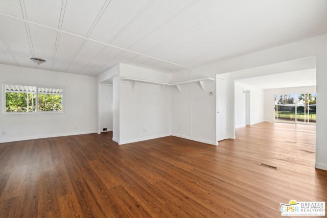 443 Paseo Perdido, Cathedral City CA: https://media.crmls.org/mediaz/8a2e27cb-e2d1-409b-9bf2-5c4b9f2a3b6b.jpg
