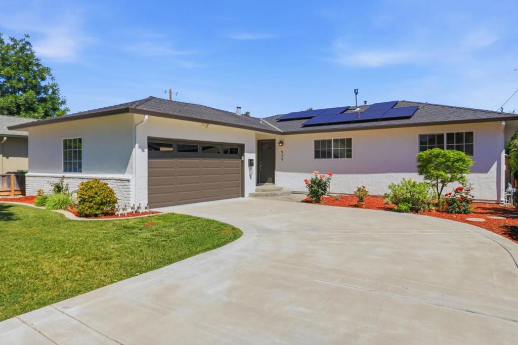 939 Kingfisher Drive