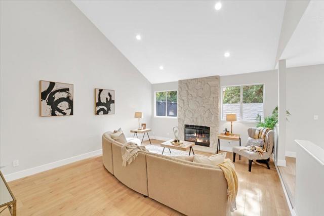 244 Rachael Place, Pleasanton CA: https://media.crmls.org/mediaz/8a2e86e1-28f1-43cf-b2d4-a759451e5939.jpg