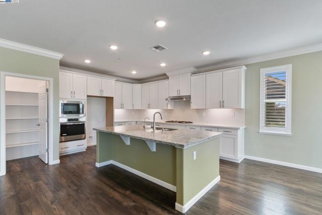 Image 11 of 48 For 10016 Wagoner Way