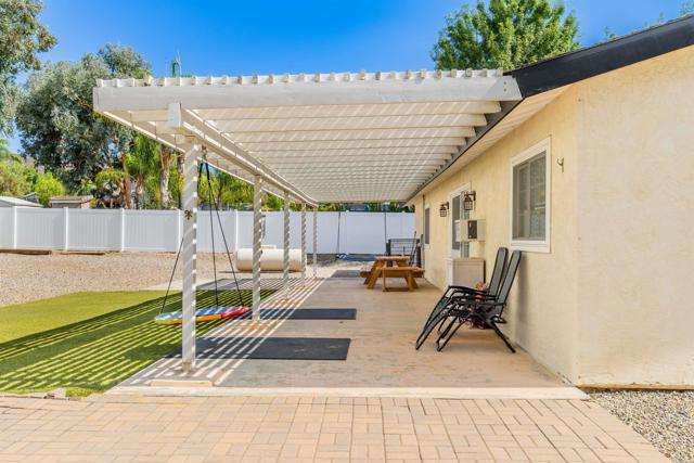 Detail Gallery Image 26 of 37 For 24010 Del Amo Rd, Ramona,  CA 92065 - 3 Beds | 2 Baths