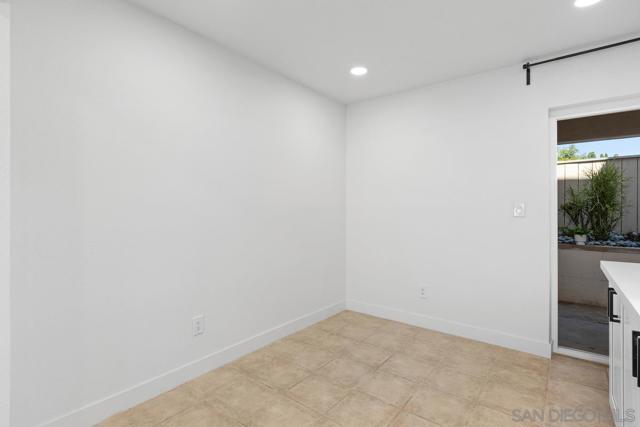 Image 10 of 30 For 3230 Ashford Street  B