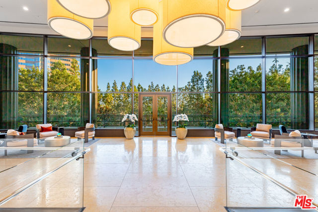 1 W Century Drive, Los Angeles CA: https://media.crmls.org/mediaz/8a32fbb2-f063-424e-8797-d97c97643b9f.jpg