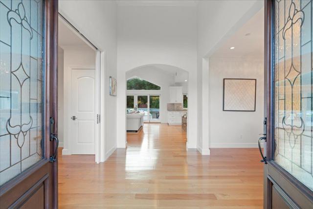 15211 Becky Lane, Monte Sereno CA: https://media.crmls.org/mediaz/8a33acf5-f68c-42ca-8d77-e236137919cf.jpg